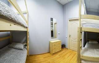 Хостел Хостел «Исландия» Санкт-Петербург Кровать в общем четырехместном номере для мужчин и женщин-6